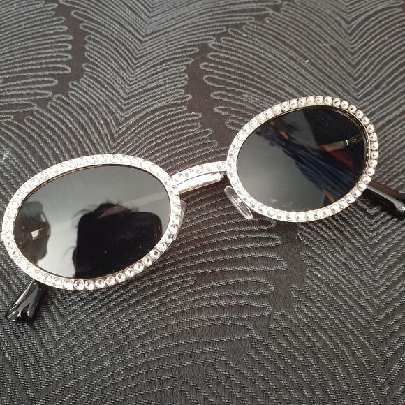 Zara Nwot Black and Gold Bejeweled Sunglasses - Picture 13 of 14